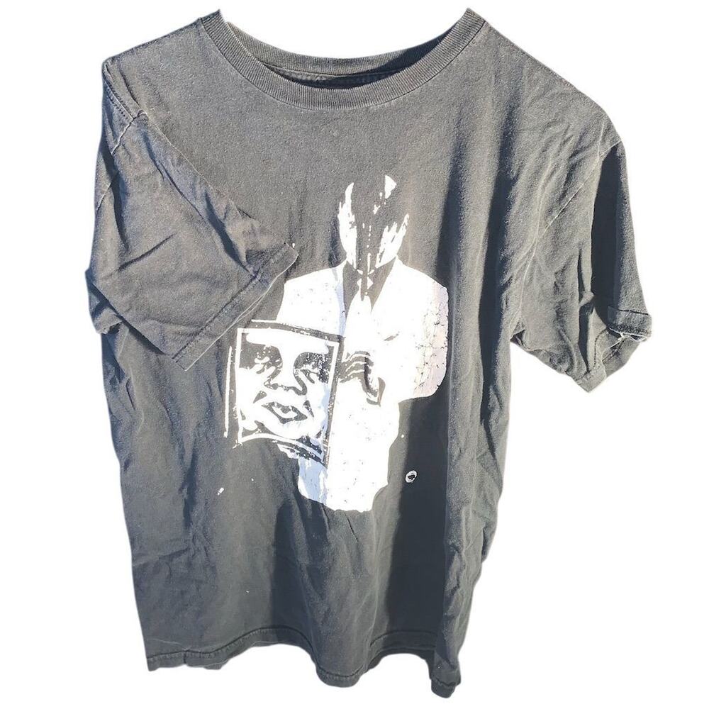 Obey Men's Graphic T-Shirt Black Medium Streetwear Crew Neck Short Sleeve
